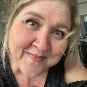 Meet your Posher, Carol